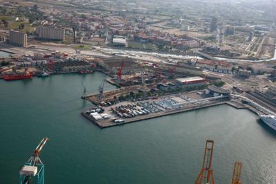Boluda informa de que "se suspende la actividad" del astillero Unión Naval Valencia Boluda informa de que "se suspende la actividad" del astillero Unión Naval Valencia
